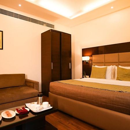 Hotel Africa Avenue - Greater Kailash 1 Új-Delhi Kültér fotó