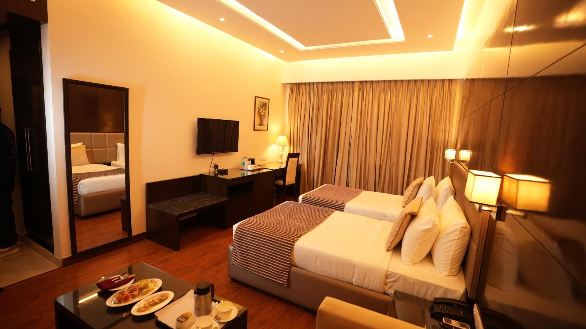 Hotel Africa Avenue - Greater Kailash 1 Új-Delhi Kültér fotó